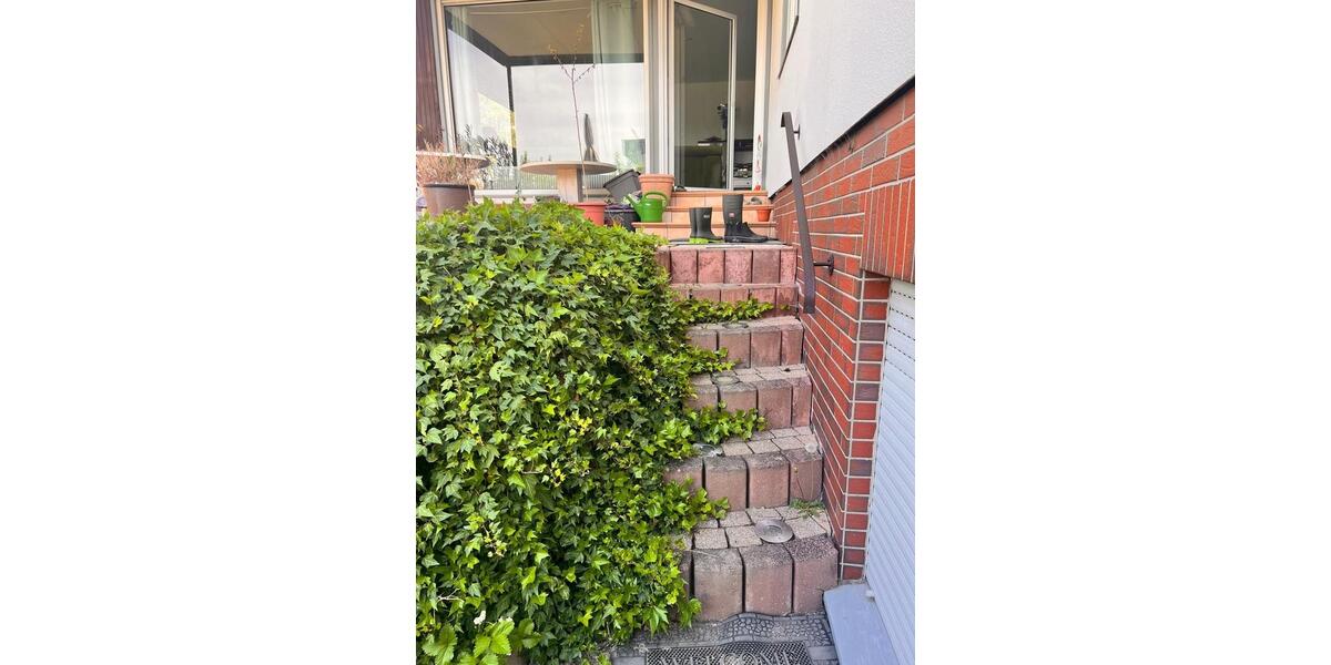 Erdgeschoßwohnung Arnsberg Oeventrop - 4 Zimmer, 115 m&sup2;, 1.700&euro; | Angebot:26432440