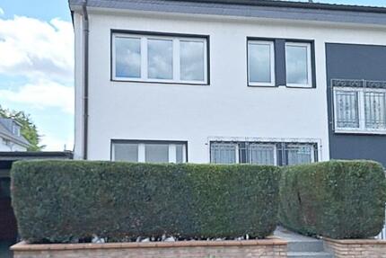 Handwerker aufgepasst! Modernes Wohnhaus mit Lagerhalle
