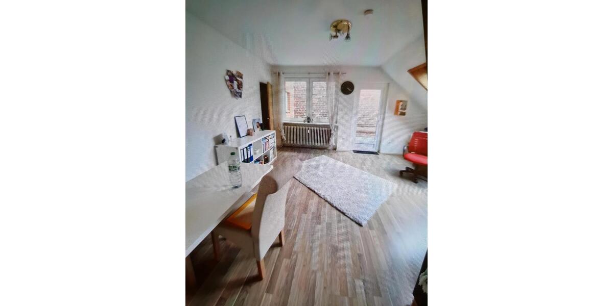 Dachgeschoßwohnung Uelzen - 2 Zimmer, 49 m&sup2;, 425&euro; | Angebot:26537966
