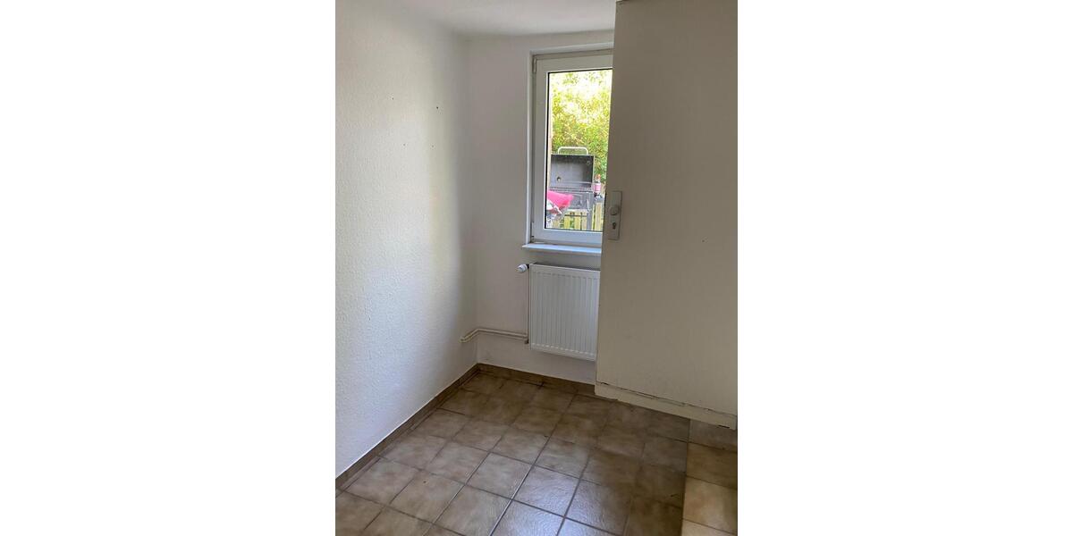 Erdgeschoßwohnung Schortens - 2 Zimmer, 32 m&sup2;, 350&euro; | Angebot:26656894