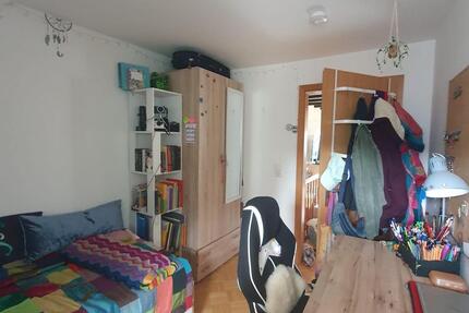 Wohnen auf Zeit Idstein - 10 Zimmer, 137 m&sup2;, 360&euro; | Angebot:26268403