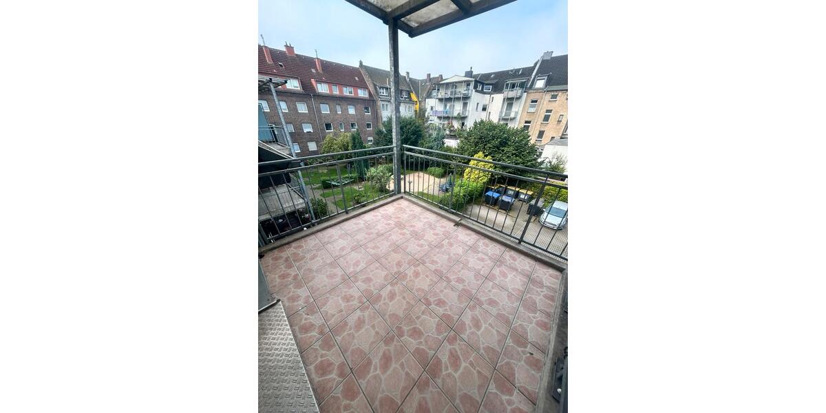 Maisonetten Wohnung mit offener Galerie. 2 zimmer