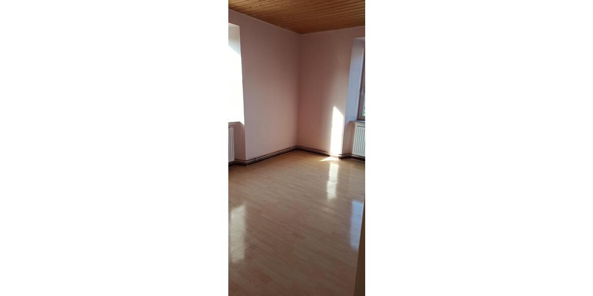 Etagenwohnung Bad Liebenstein - 3 Zimmer, 60 m&sup2;, 490&euro; | Angebot:25991223