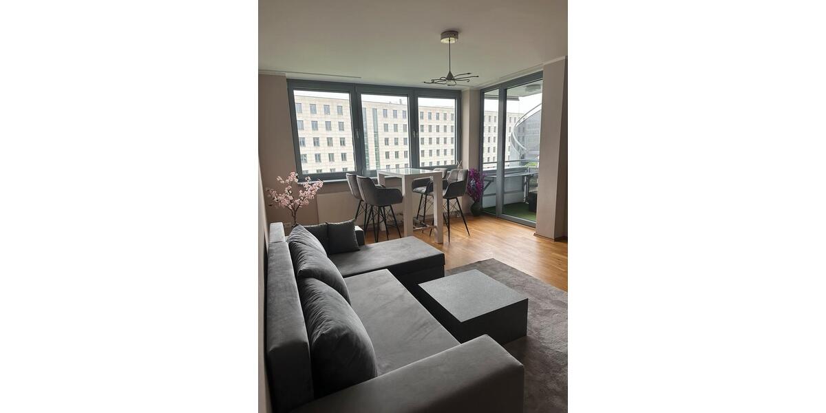 Etagenwohnung Düsseldorf Stadtbezirk 5 - 1 Zimmer, 40 m&sup2;, 1.429&euro; | Angebot:26535335