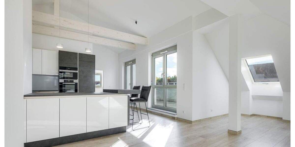 EINZIGARTIGE DACHTERRASSENWOHNUNG IM WUNDERSCHÖNEN TRUDERING 3 zimmer