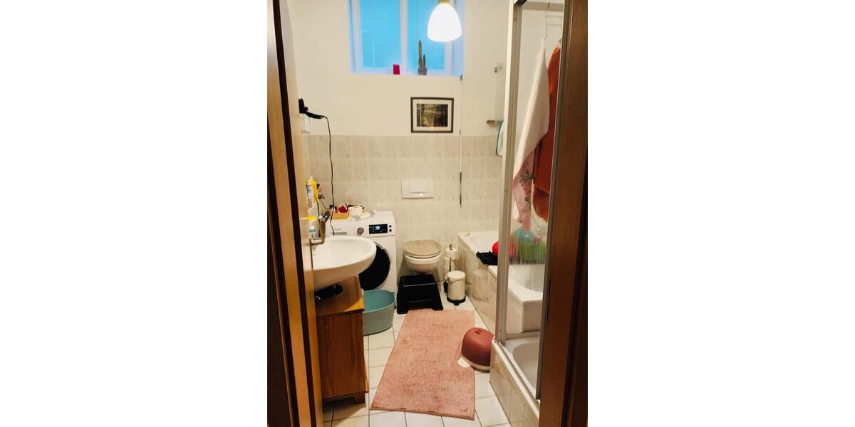 Erdgeschoßwohnung Eisenach - 3 Zimmer, 87 m&sup2;, 780&euro; | Angebot:25833526