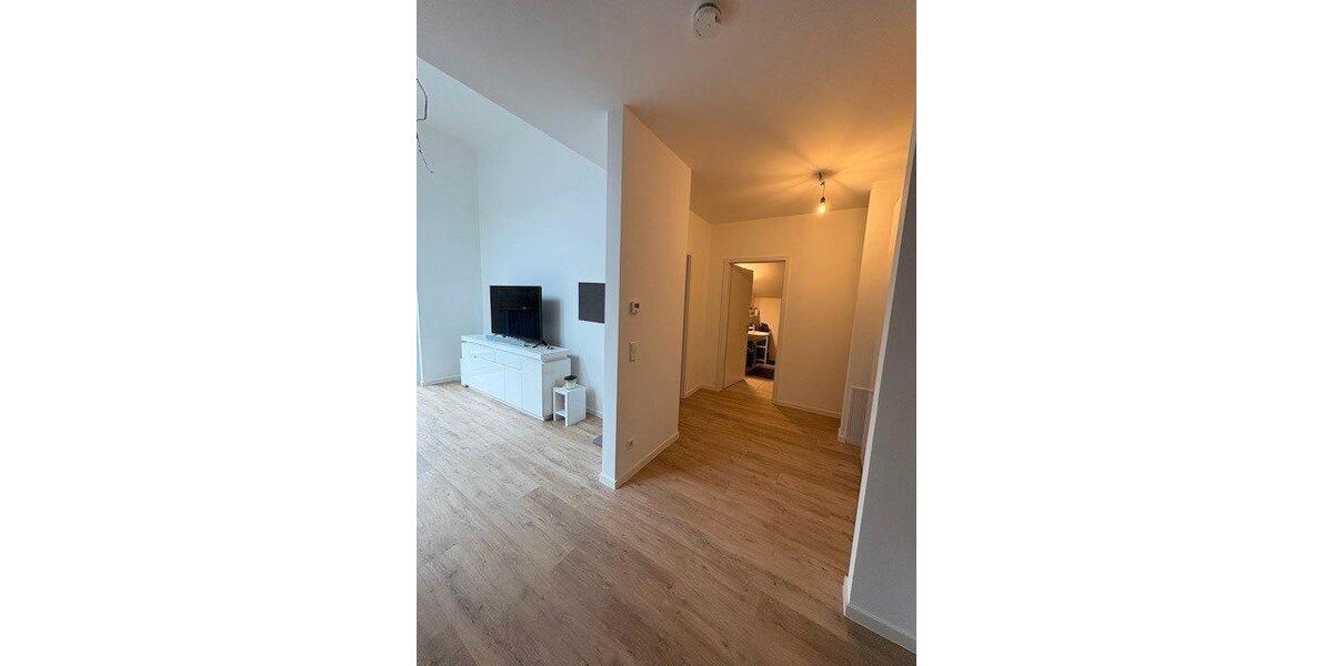 Dachgeschoßwohnung Laatzen - 2 Zimmer, 81 m&sup2;, 1.090&euro; | Angebot:26491367