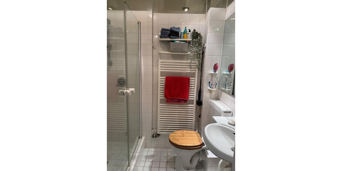 Reihenhaus Aachen Aachen-Mitte - 6 Zimmer, 172 m&sup2;, 2.500&euro; | Angebot:26696133