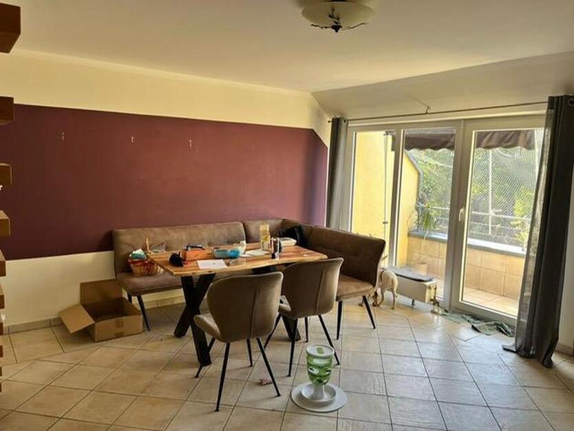Maisonette 3-Zimmer Wohnung in Zündorf Nähe Yachthafen zimmer