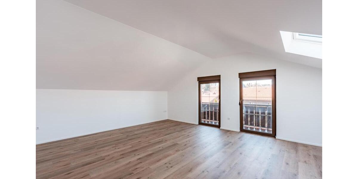 Dachgeschoßwohnung Nesselwang - 3 Zimmer, 96 m&sup2;, 1.010&euro; | Angebot:25614554