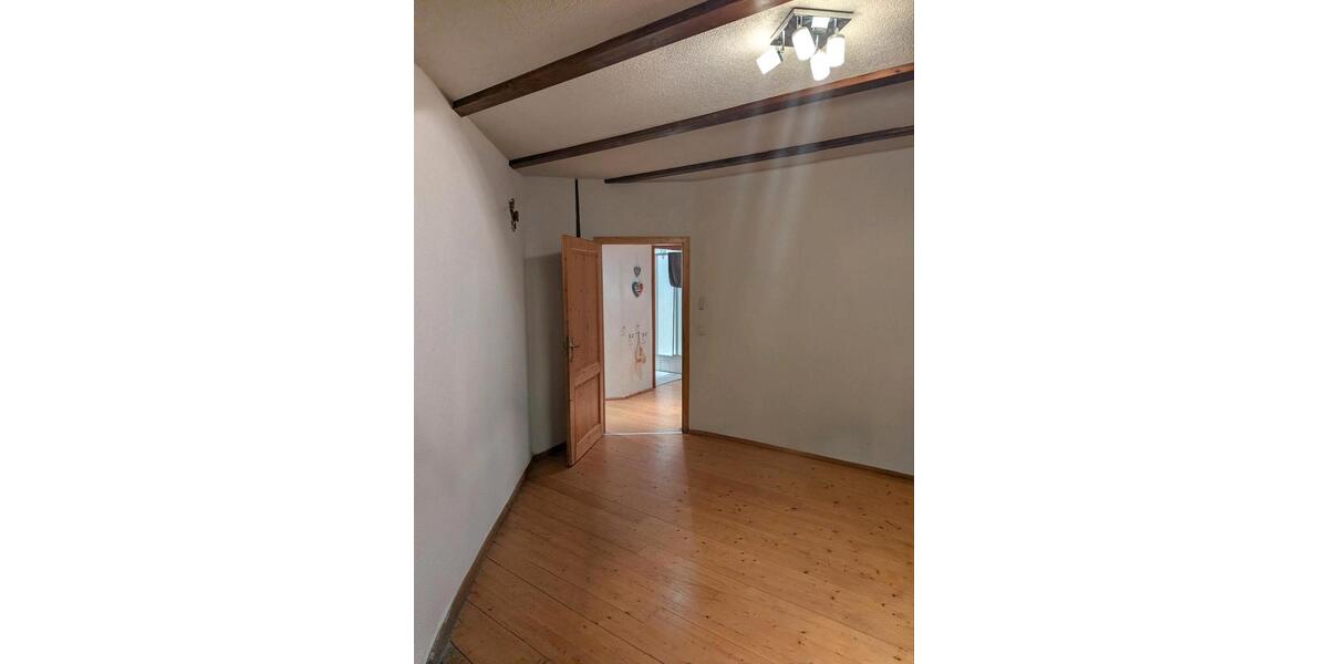 Dachgeschoßwohnung Wittenberg Lutherstadt - 3 Zimmer, 90 m&sup2;, 740&euro; | Angebot:25979851