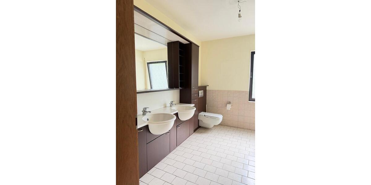 Terrassenwohnung Gerolstein - 2 Zimmer, 127 m&sup2;, 990&euro; | Angebot:26676349