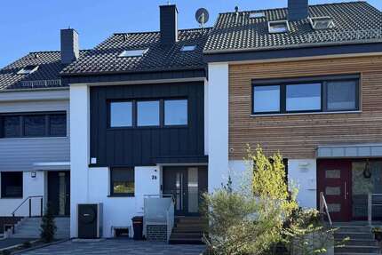 Haus Burgdorf - 4 Zimmer, 145 m&sup2;, 2.100&euro; | Angebot:26435952
