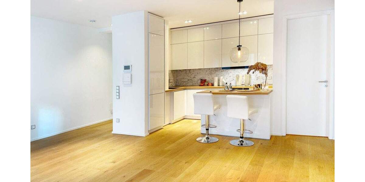 Etagenwohnung Frankfurt am Main Innenstadt - 2 Zimmer, 78 m&sup2;, 2.350&euro; | Angebot:25242651