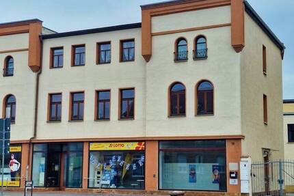 Wohnung Bitterfeld-Wolfen Bitterfeld - 2 Zimmer, 70 m&sup2;, 470&euro; | Angebot:25708992