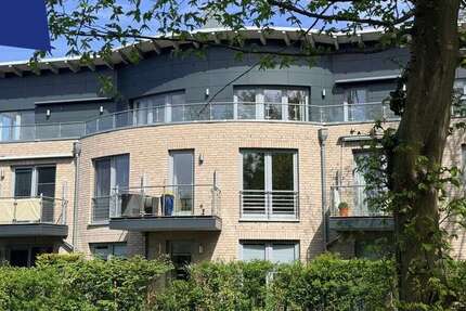 Wohnung Eutin Hochkamp - 5 Zimmer, 196 m&sup2;, 2.390&euro; | Angebot:26373043