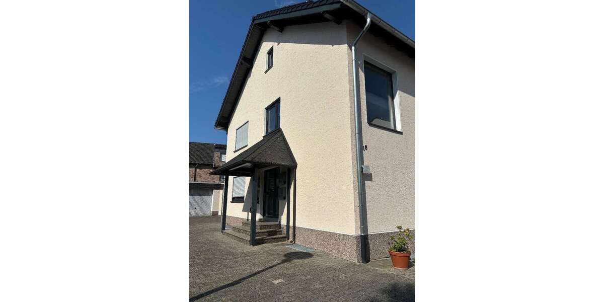 Etagenwohnung Rheinbach-Wormersdorf Wormersdorf - 3 Zimmer, 96 m&sup2;, 975&euro; | Angebot:26477650