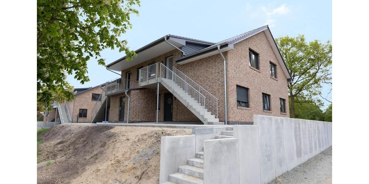 Dachgeschoßwohnung Weddingstedt - 2 Zimmer, 75 m&sup2;, 880&euro; | Angebot:26585915