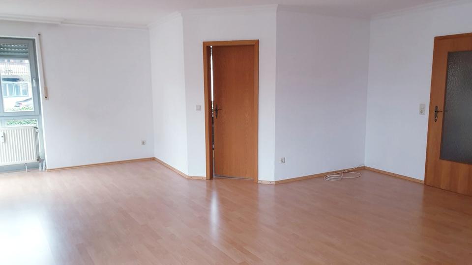 Etagenwohnung Landshut - 2.5 Zimmer, 60 m&sup2;, 612&euro; | Angebot:26606051