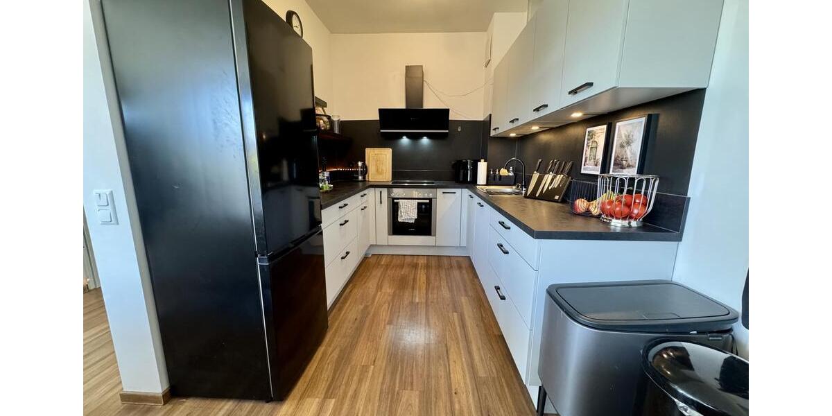 Etagenwohnung Aichach - 3 Zimmer, 82 m&sup2;, 1.035&euro; | Angebot:26335097