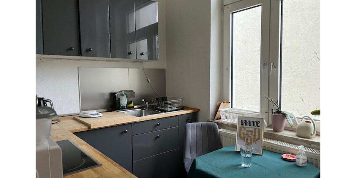 Gemütliche, lichtdurchflutete 2,5 ZKB mit EBK Nähe KH Mitte 3 zimmer