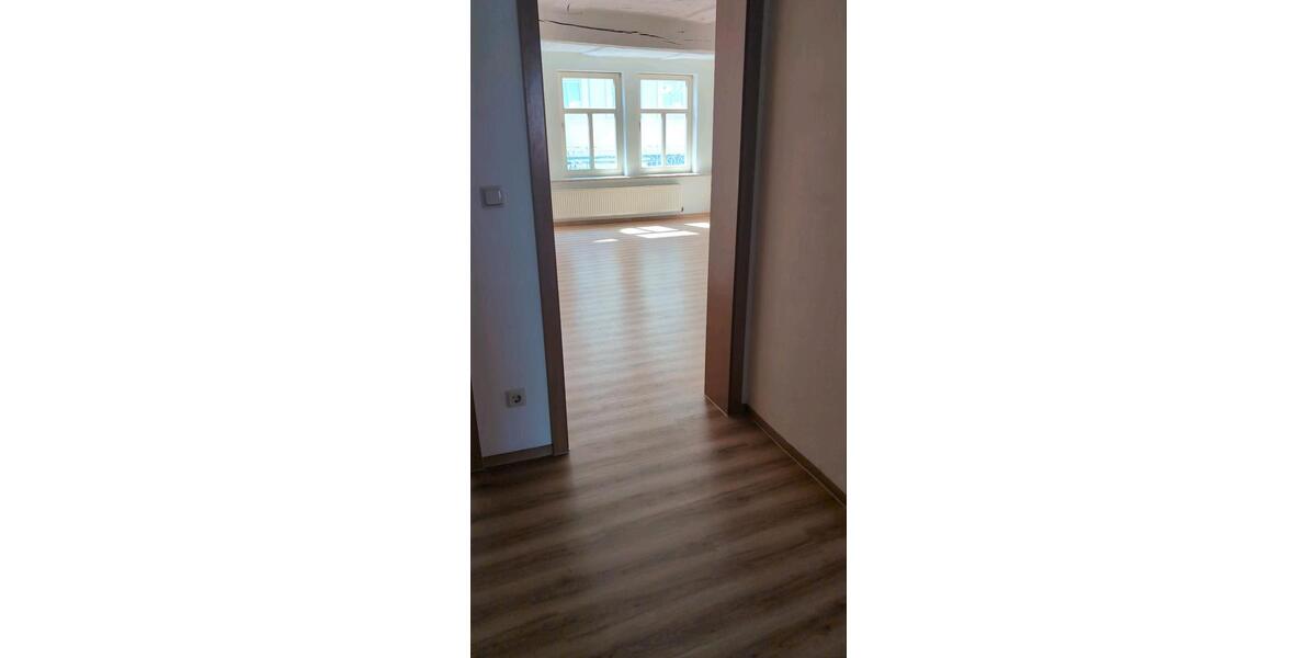 Etagenwohnung Eschwege - 2 Zimmer, 74 m&sup2;, 490&euro; | Angebot:26062066