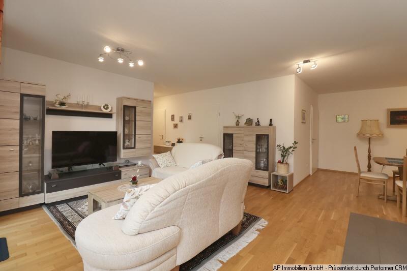 WOHNTRAUM IN HARXHEIM - 3 Zimmer, Balkon, TG-Stellplatz, 93 m² zimmer