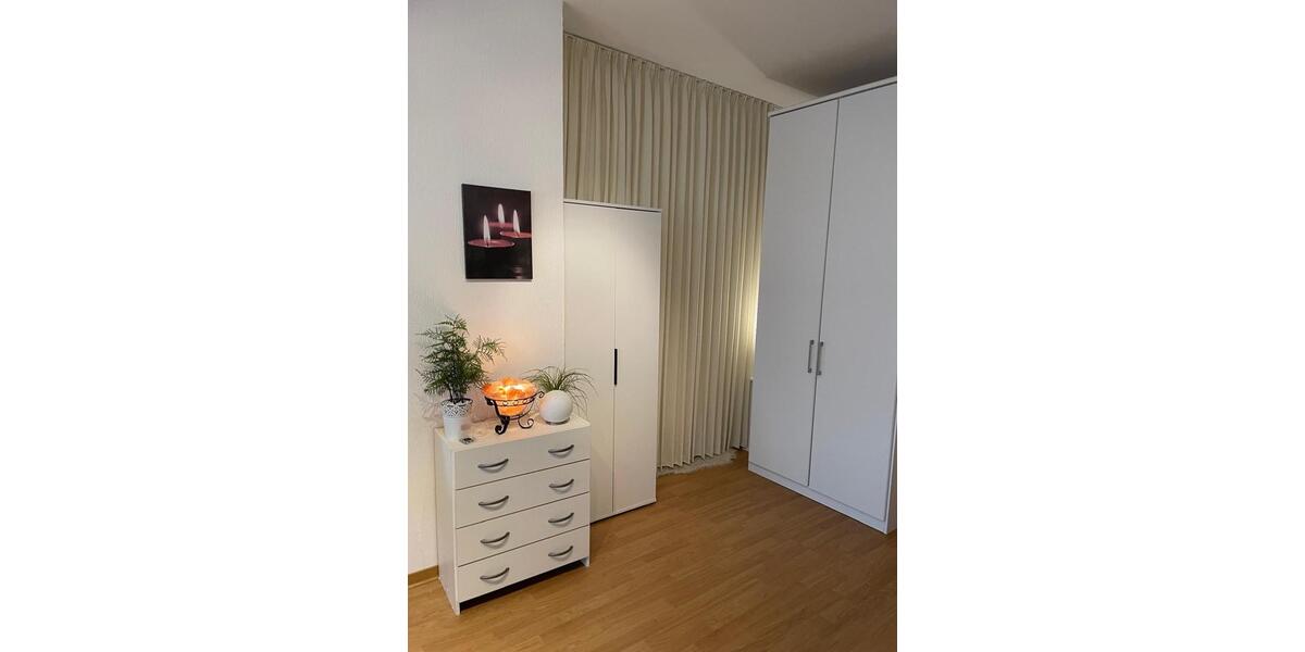 Etagenwohnung Bad Pyrmont - 1 Zimmer, 46 m&sup2;, 500&euro; | Angebot:25396021