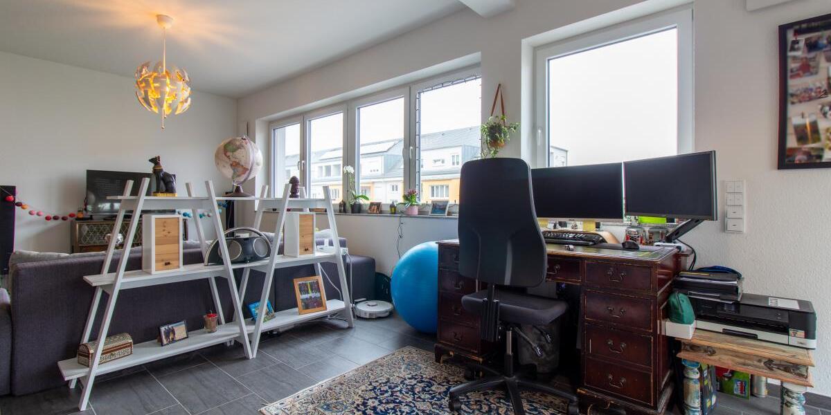 Modernes Wohnen im Energiesparhaus in Trier,-Feyen Wohngebiet Castelnau mit schöner Weitsicht - Etagenwohnung Trier Feyen-Weismark | Angebot:25125421