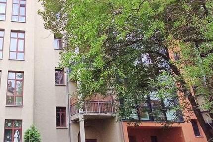 * Große 3-Zimmer mit Laminat, Wanne und Wintergarten in guter Zentrumslage!* 3 zimmer