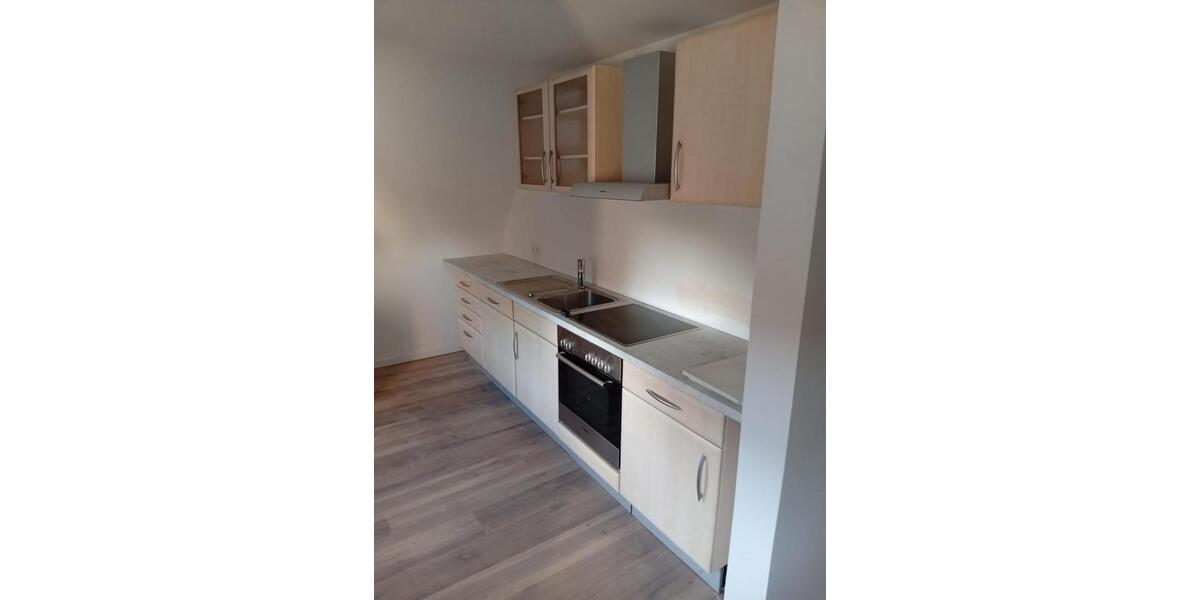 Dachgeschoßwohnung Gaildorf - 3 Zimmer, 60 m&sup2;, 700&euro; | Angebot:26531678