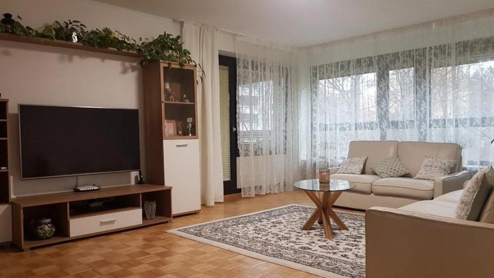 Möbliert 4,5-Zimmer Wohnung in Maichingen, Sindelfingen 4 zimmer