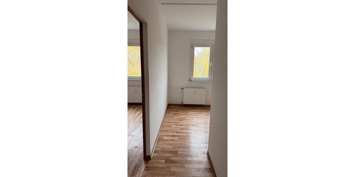 Etagenwohnung Staßfurt - 3 Zimmer, 69 m&sup2;, 323&euro; | Angebot:24701284