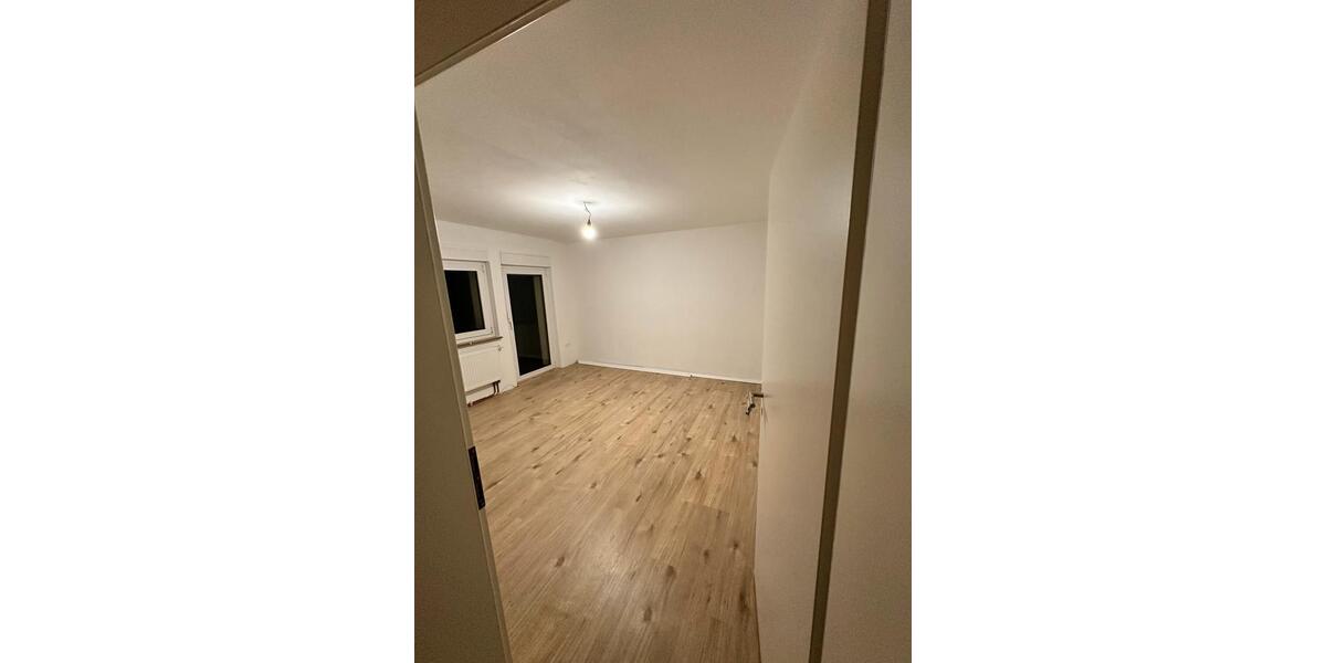 Attraktive 4-Zimmer Wohnung - Erstbezug nach Sanierung 81 qm 4 zimmer