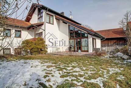 Haus Seefeld-Droessling Droessling - 6 Zimmer, 220 m&sup2;, 2.800&euro; | Angebot:25178511
