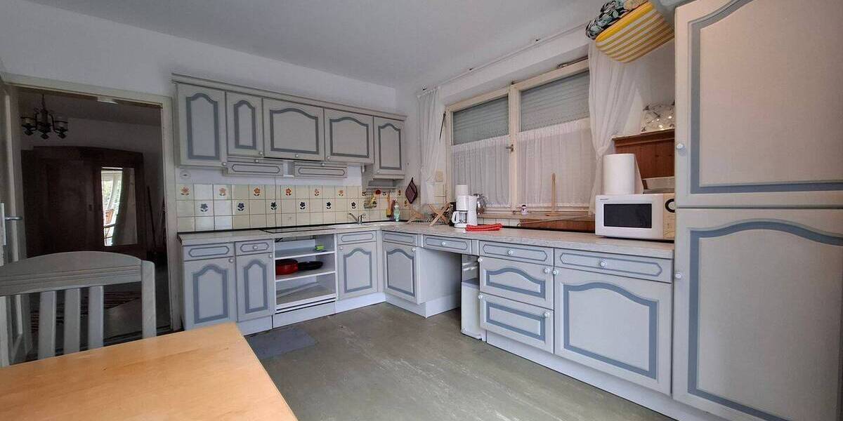 Landshut-Stadt: Haus für Monteure und Kurzzeitmieter - 4 - 6 Personen 5 zimmer