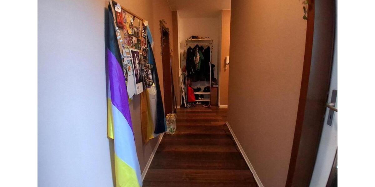 Helles WG Zimmer in 2er WG zu vergeben 1 zimmer