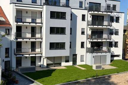 Wohnung zum Mieten in Neustadt 1.515 € 125.5 m² 5 zimmer