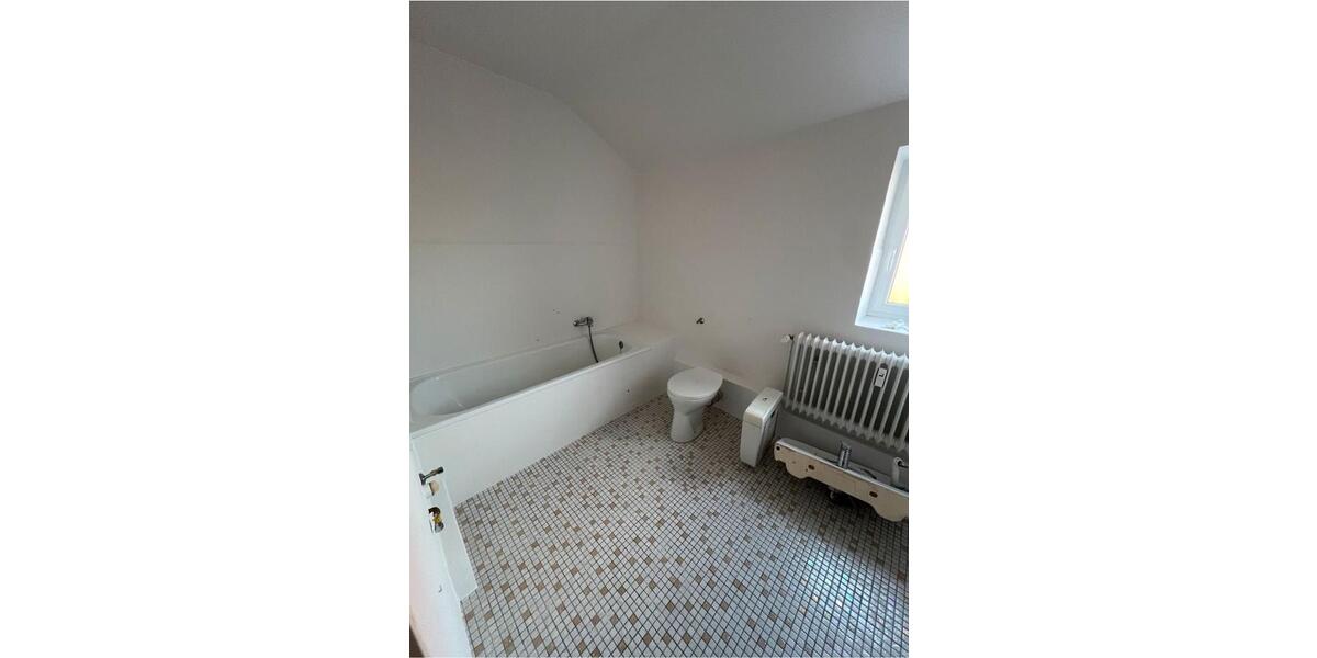 Etagenwohnung Erfde - 2 Zimmer, 90 m&sup2;, 750&euro; | Angebot:25822354