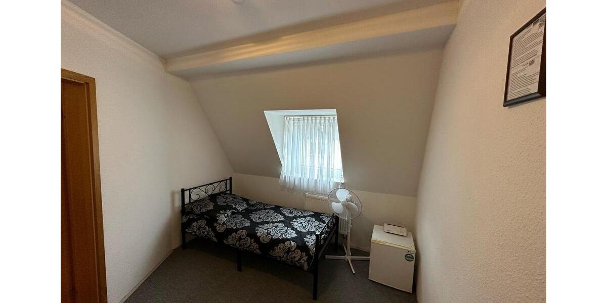 Wohnen auf Zeit Duisburg Beeck - 1 Zimmer, 10 m&sup2;, 17&euro; | Angebot:22267712