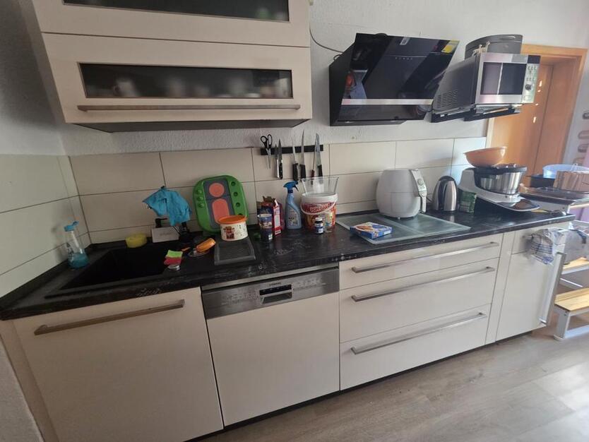 FamilienWohnung (4-Zimmer, Frankenberg Scheffelstr), neue Dusche