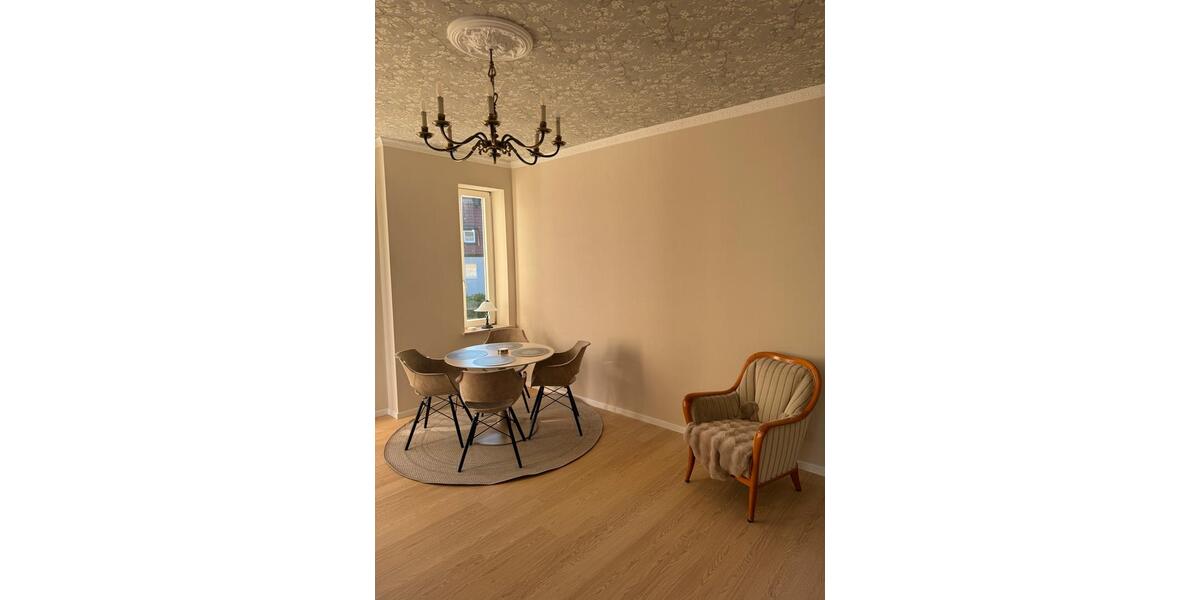Etagenwohnung Wiesbaden - 2 Zimmer, 67 m&sup2;, 1.100&euro; | Angebot:26594332