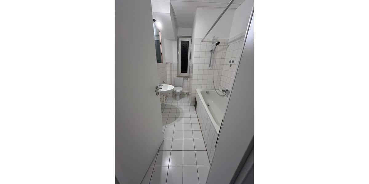 Etagenwohnung Bielefeld Mitte - 2 Zimmer, 65 m&sup2;, 650&euro; | Angebot:26675438