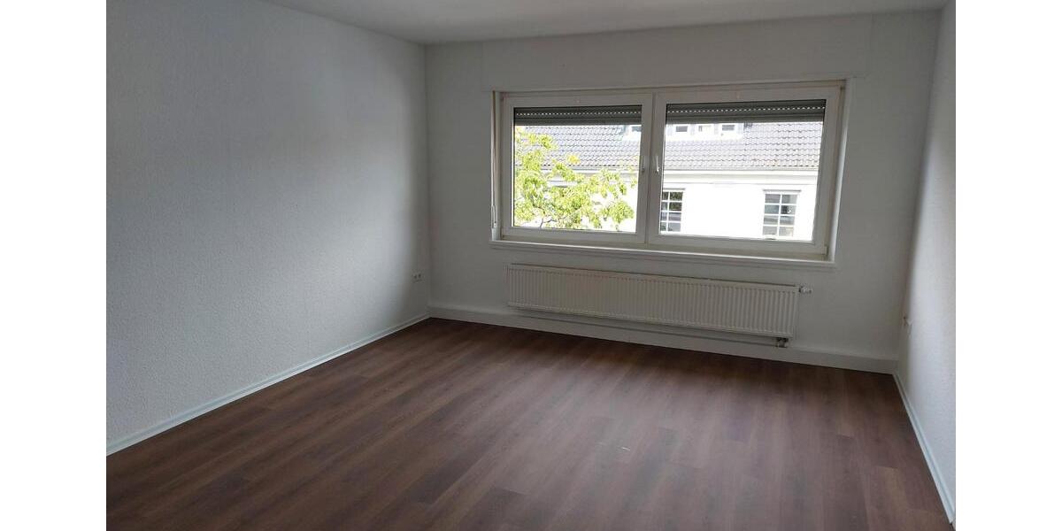 Etagenwohnung Pirmasens - 3 Zimmer, 74 m&sup2;, 550&euro; | Angebot:26586004