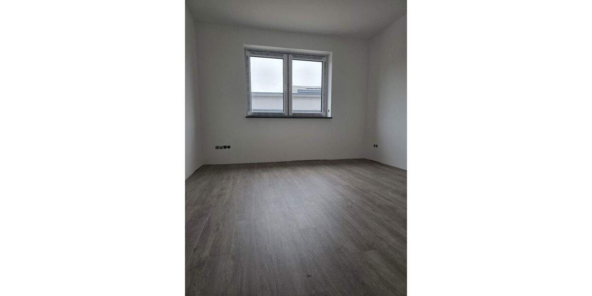 Etagenwohnung Garrel - 2 Zimmer, 75 m&sup2;, 825&euro; | Angebot:26170609