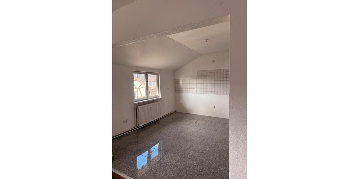Dachgeschoßwohnung Waldbrunn (Westerwald) - 4 Zimmer, 90 m&sup2;, 750&euro; | Angebot:26038481