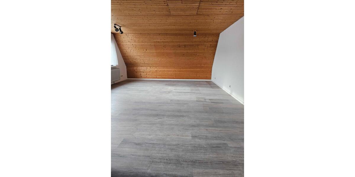 Doppelhaushälfte Eberdingen - 5.5 Zimmer, 140 m&sup2;, 1.600&euro; | Angebot:26644731