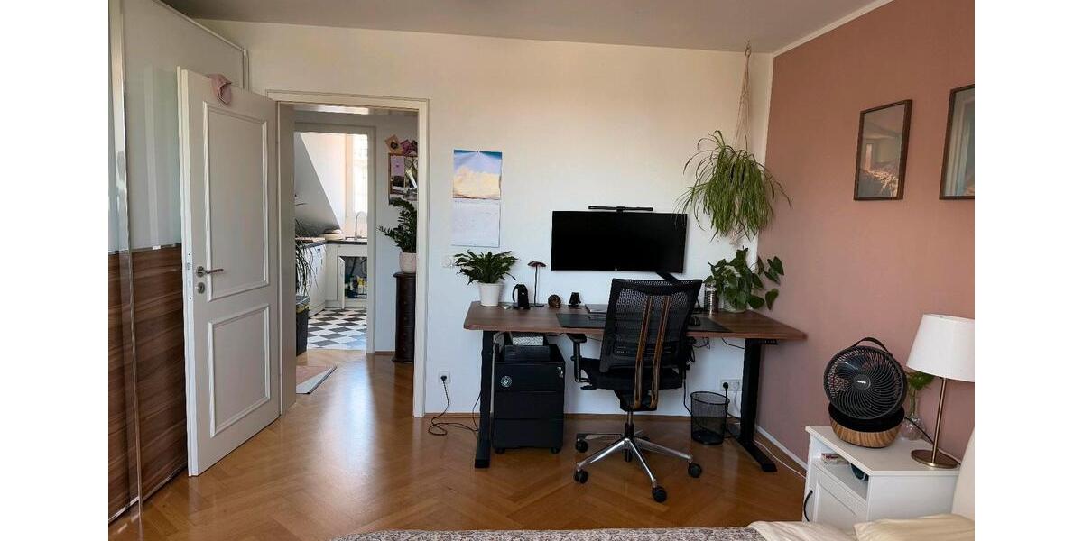 Dachgeschoßwohnung München Schwabing-Freimann - 2 Zimmer, 60 m&sup2;, 2.100&euro; | Angebot:25932566