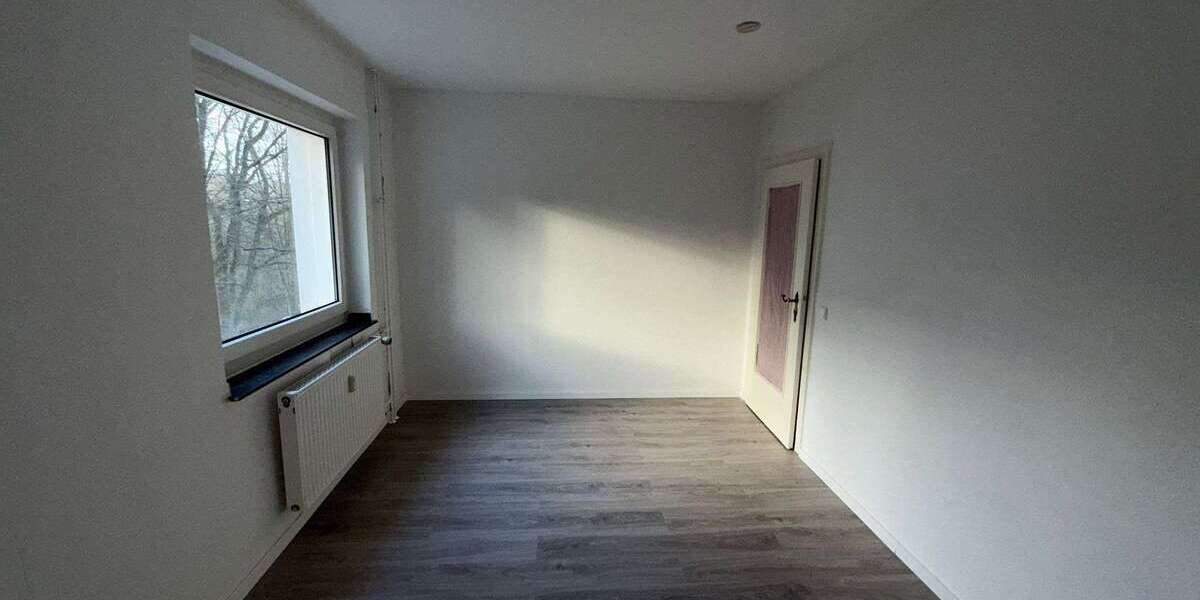Etagenwohnung Elsterwerda Kotschka - 2 Zimmer, 56 m&sup2;, 350&euro; | Angebot:26781681
