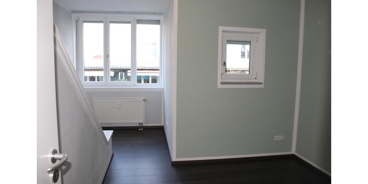 Reihenhaus Regensburg Gallingkofen - 4 Zimmer, 102 m&sup2;, 1.790&euro; | Angebot:23200367